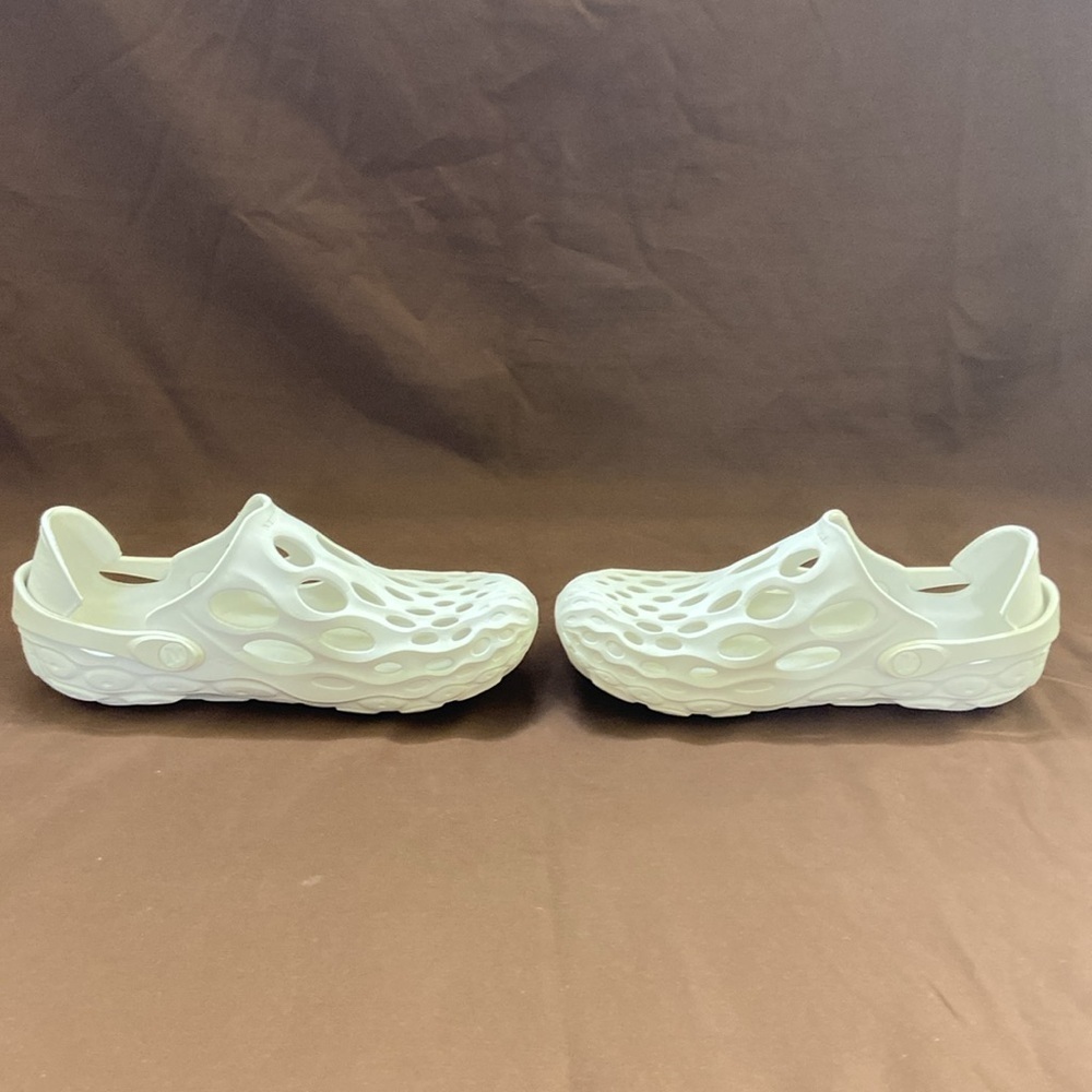 Merrill Hydro Moc, Women’s,White Clogs. Size-W’S 7. - Picture 6 of 10